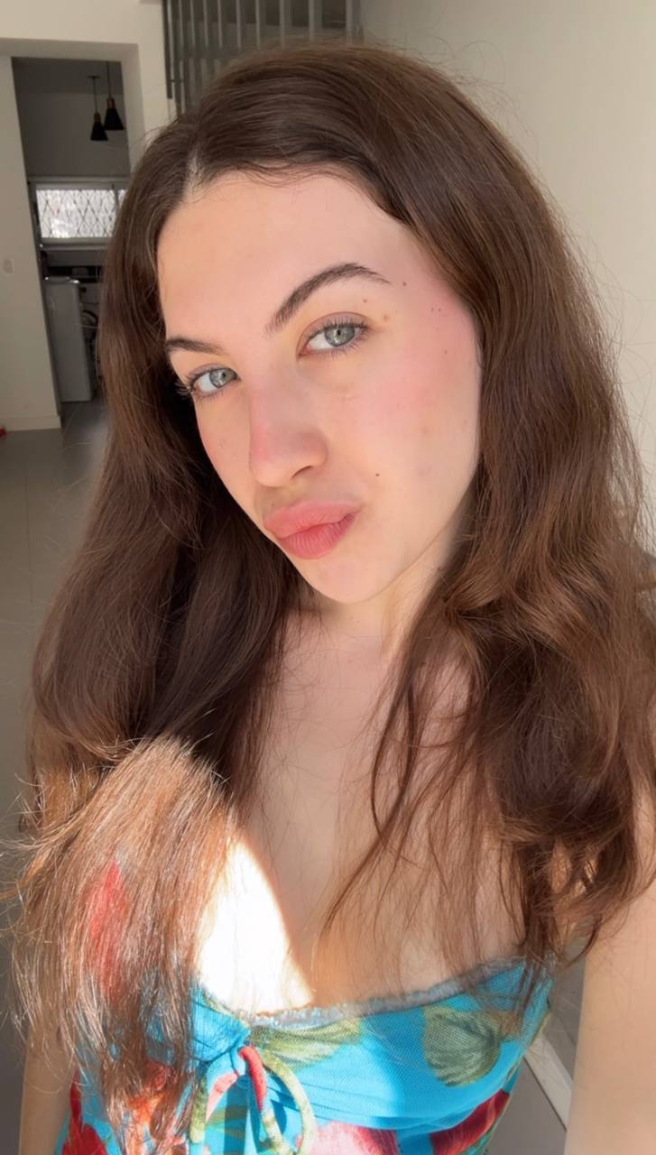 Nude girl Amber in Mbuji-Mayi