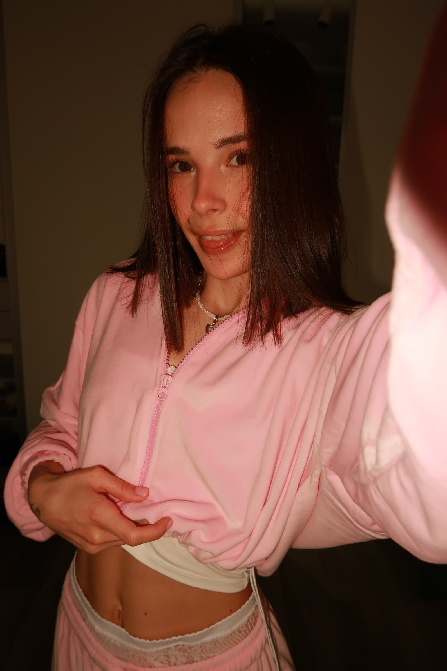 Tina brings the glow — live moments in Mbuji-Mayi